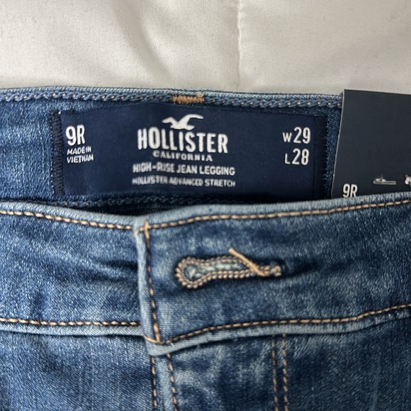 Hollister High Rise Jean Leggings, Size 9 - Picture 3 of 4